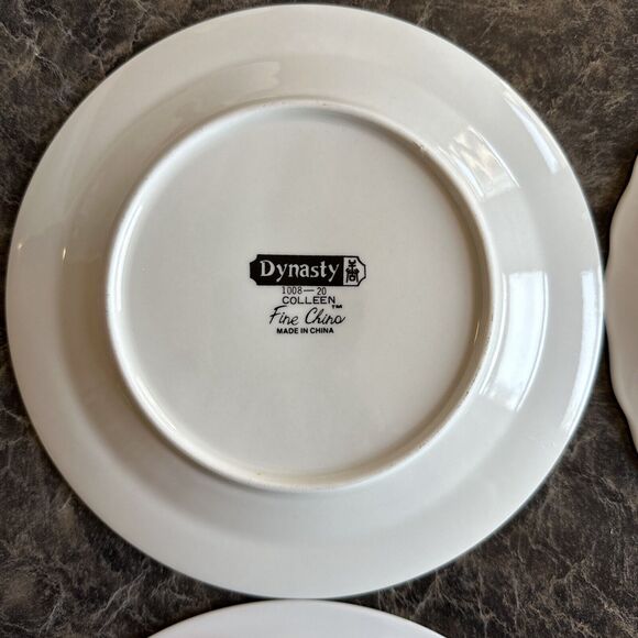 4 Mismatched Vtg Salad Cake‎ Dessert Plates Pink Florals & Solids Cottage Core - Picture 7 of 10